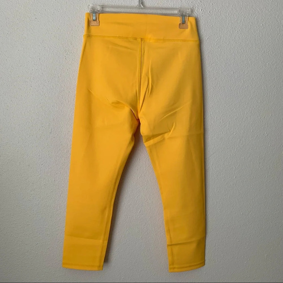 Revolve lovewave leggings size medium yellow high rise crop leggings - Picture 3 of 4